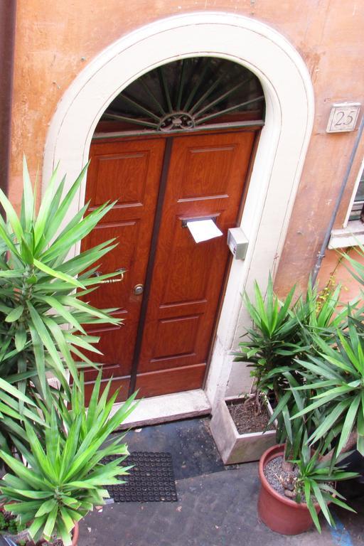 Santonofrio Apartments Ρώμη Εξωτερικό φωτογραφία